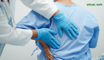 Microdiscectomy vs. Endoscopic Discectomy: Navigating Your Options for Sciatica Relief