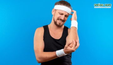 Tennis Elbow (Lateral Epicondylitis): Gejala, Penyebab, dan Pilihan Pengobatan